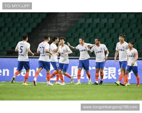 西安篮球队近期状态引发热议球迷对表现褒贬不一