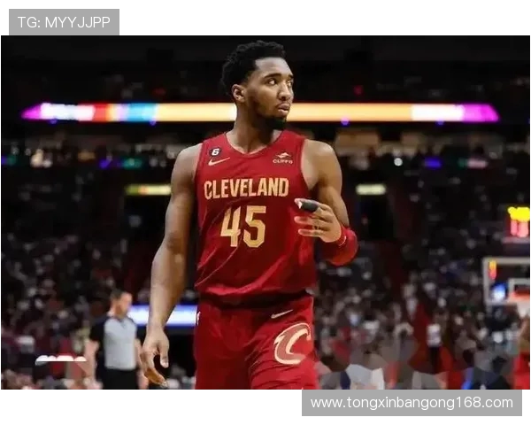 多诺万米切尔引领球队崛起成NBA新星的奋斗历程与精彩瞬间 多诺万米切尔引领球队崛起成NBA新星的奋斗历程与精彩瞬间