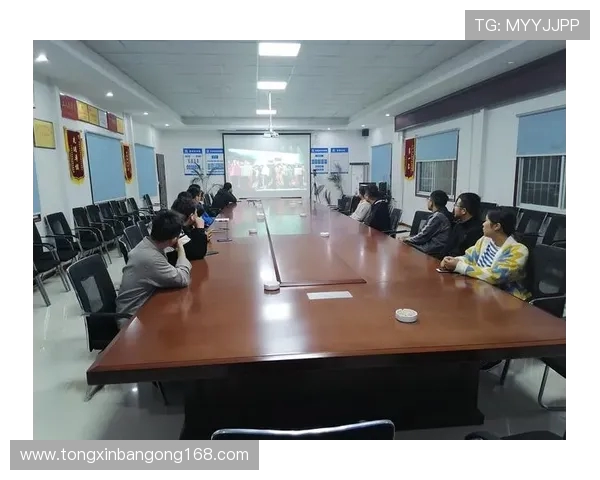 张宁的奋斗历程与成就探索：从普通学子到行业领军人物的蜕变之路