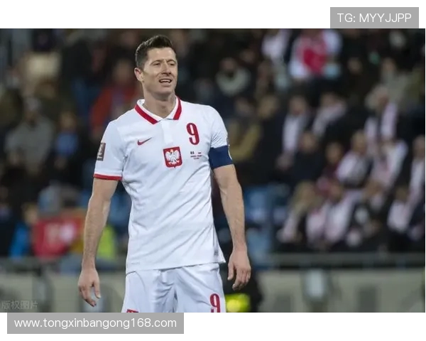 莱万领衔球队新征程期待再创辉煌展现无与伦比的足球魅力与实力