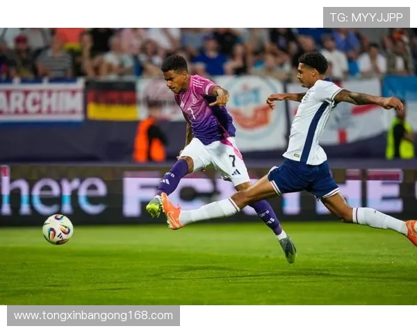 葡萄牙与荷兰激战正酣比分揭晓精彩瞬间回顾 葡萄牙与荷兰激战正酣比分揭晓精彩瞬间回顾