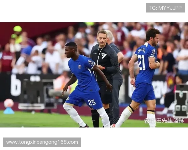 重庆足球队配合战术深度解析与其他球队的对比分析